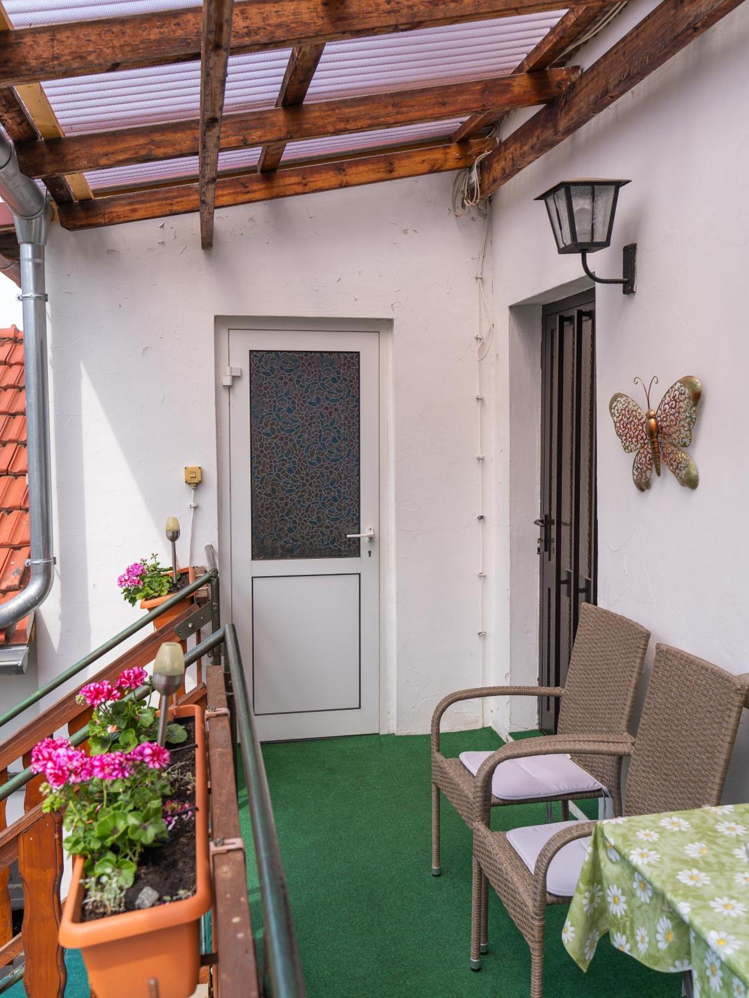 Ferienwohnungen Christine Knoll Bad Frankenhausen Oda fotoğraf